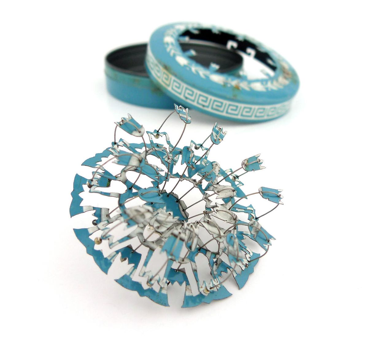 Blue Tin Set — image 4 of 4
