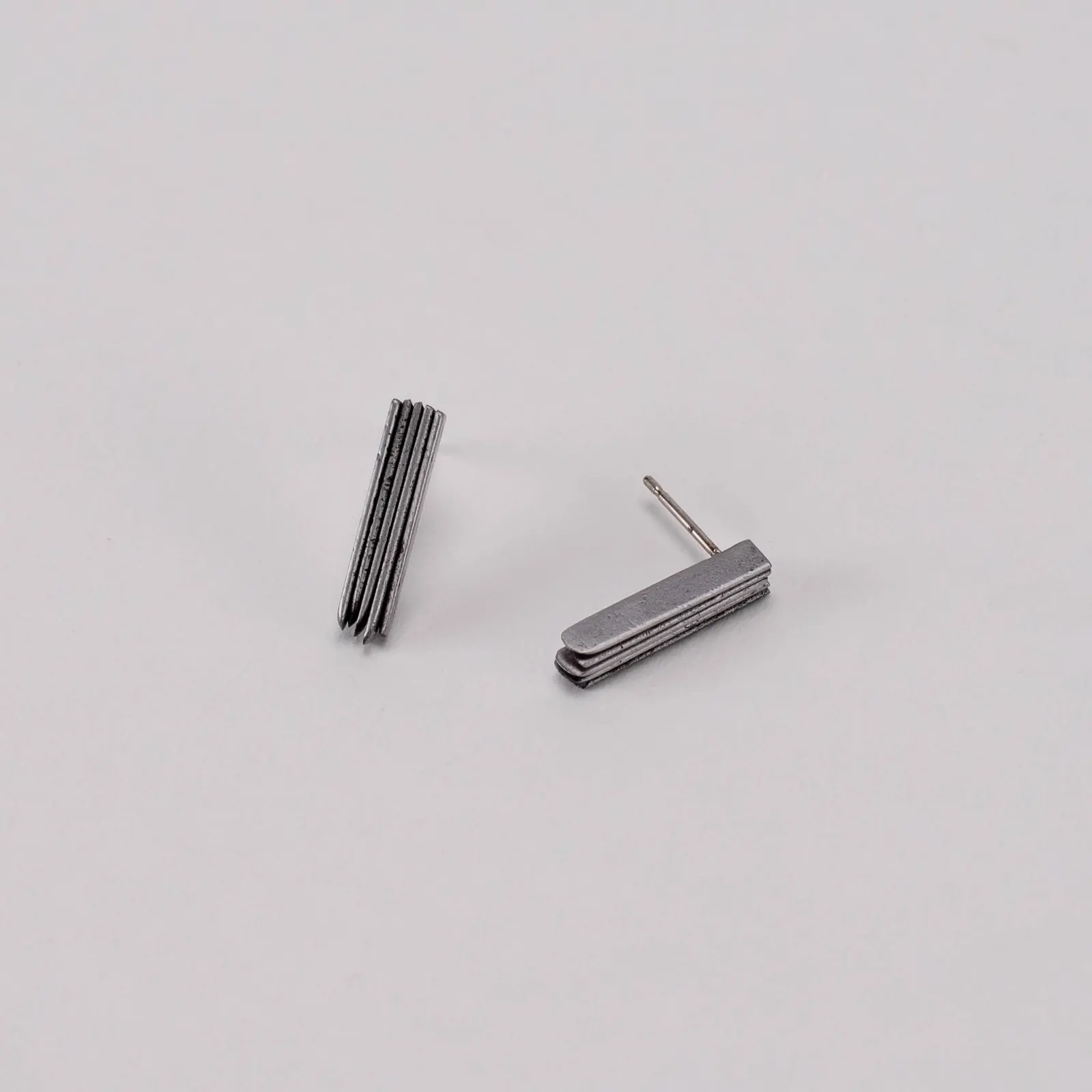 Sweeper Blade End Stack Profile Earrings — image 4 of 6