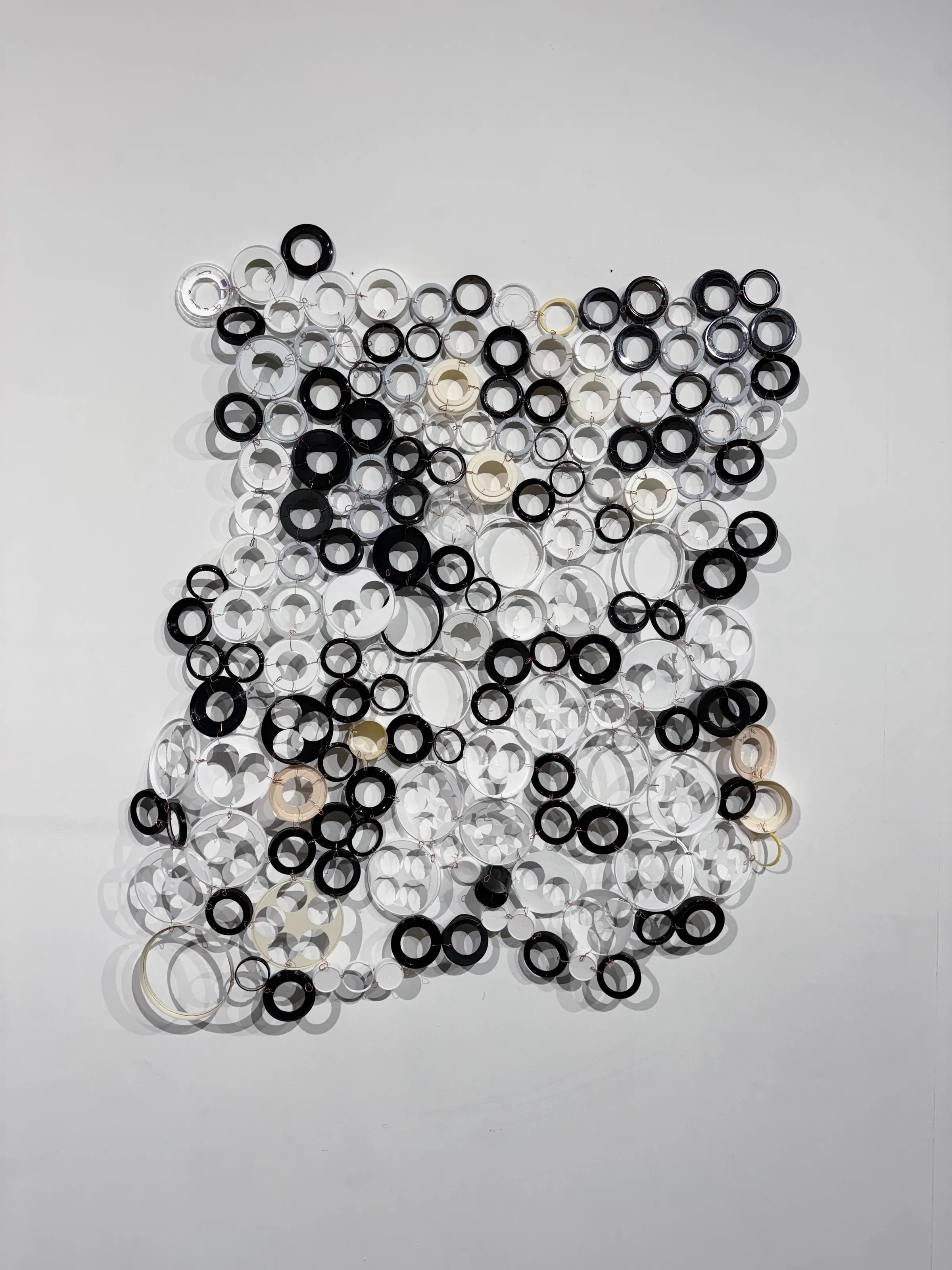 rapidlyclosingwindow... #6 - installation — image 4 of 11