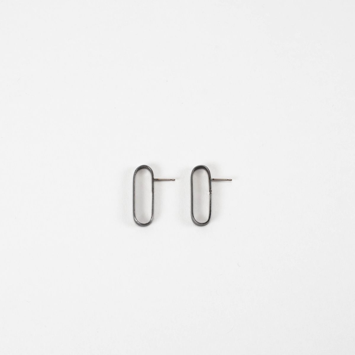 Sweeper Blade Single Link Earrings - Flat Front — image 2 of 8