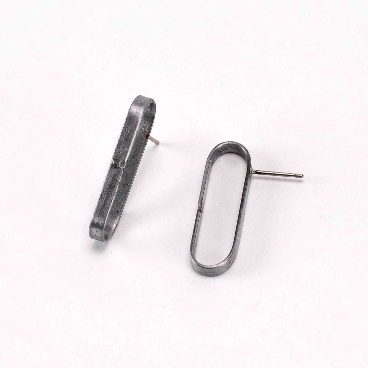 Sweeper Blade Single Link Earrings - Flat Front — image 8 of 8