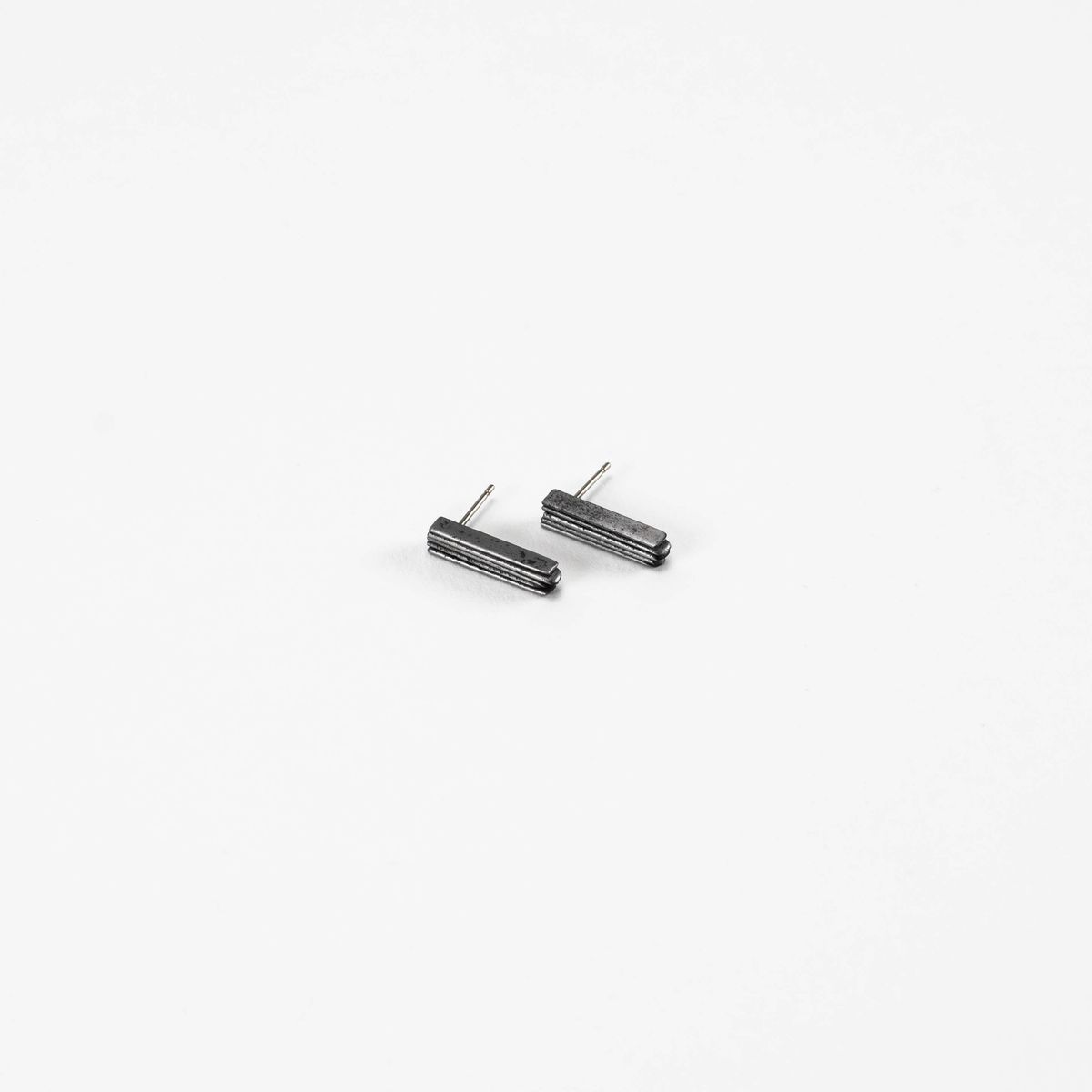 Sweeper Blade End Stack Profile Earrings — image 5 of 6
