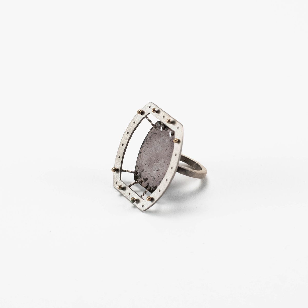 La Geometrie 22 Ring 02 — image 2 of 6