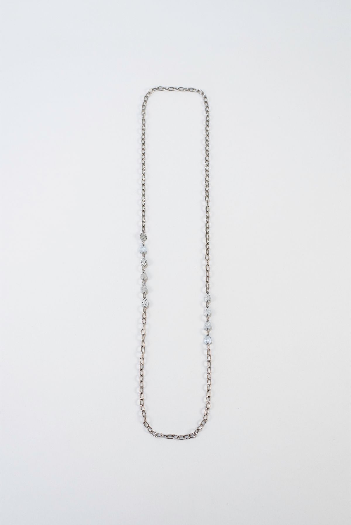 Juukan Tears Offcuts Four and Six Necklace 01