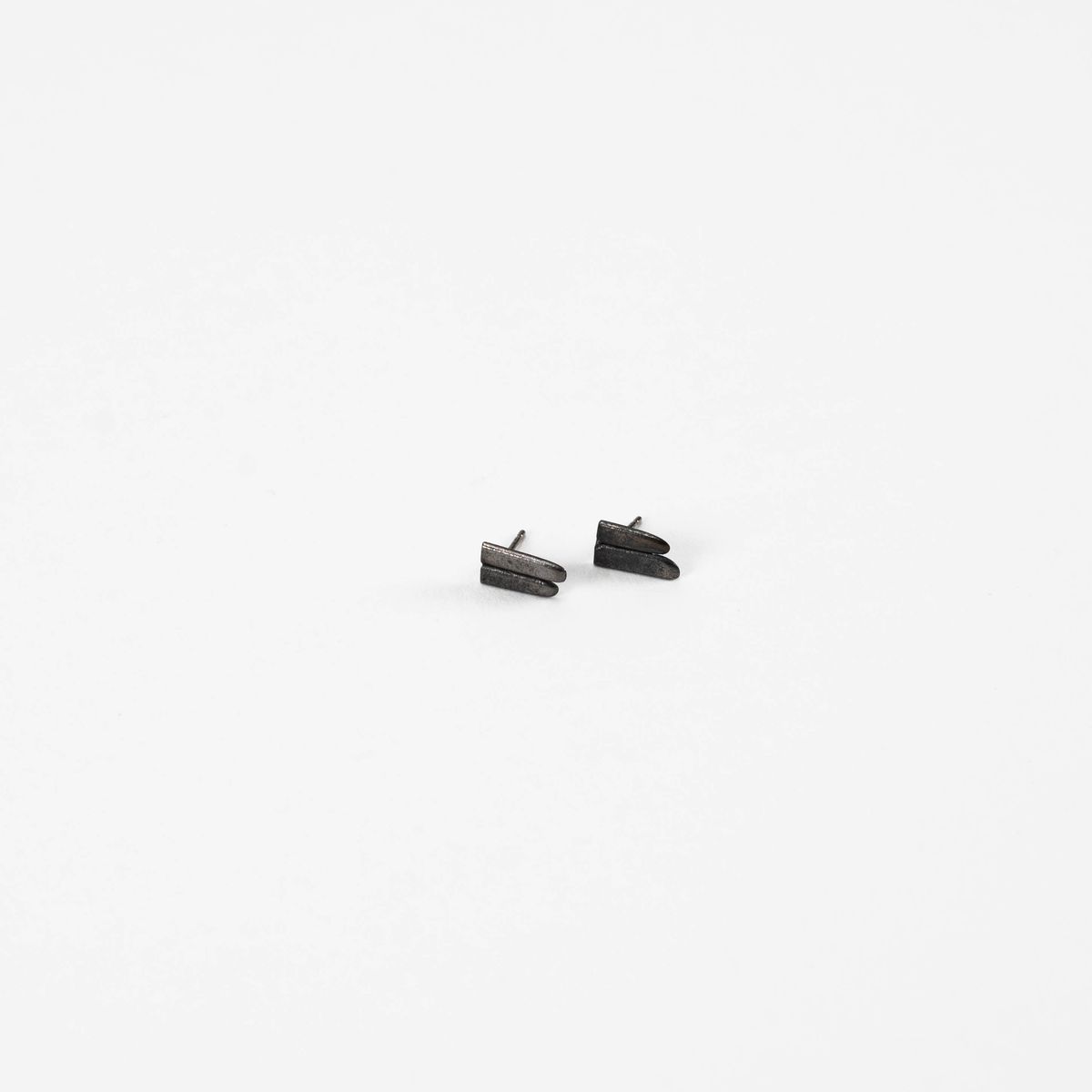 Sweeper Blade Duo End Earrings — image 3 of 4