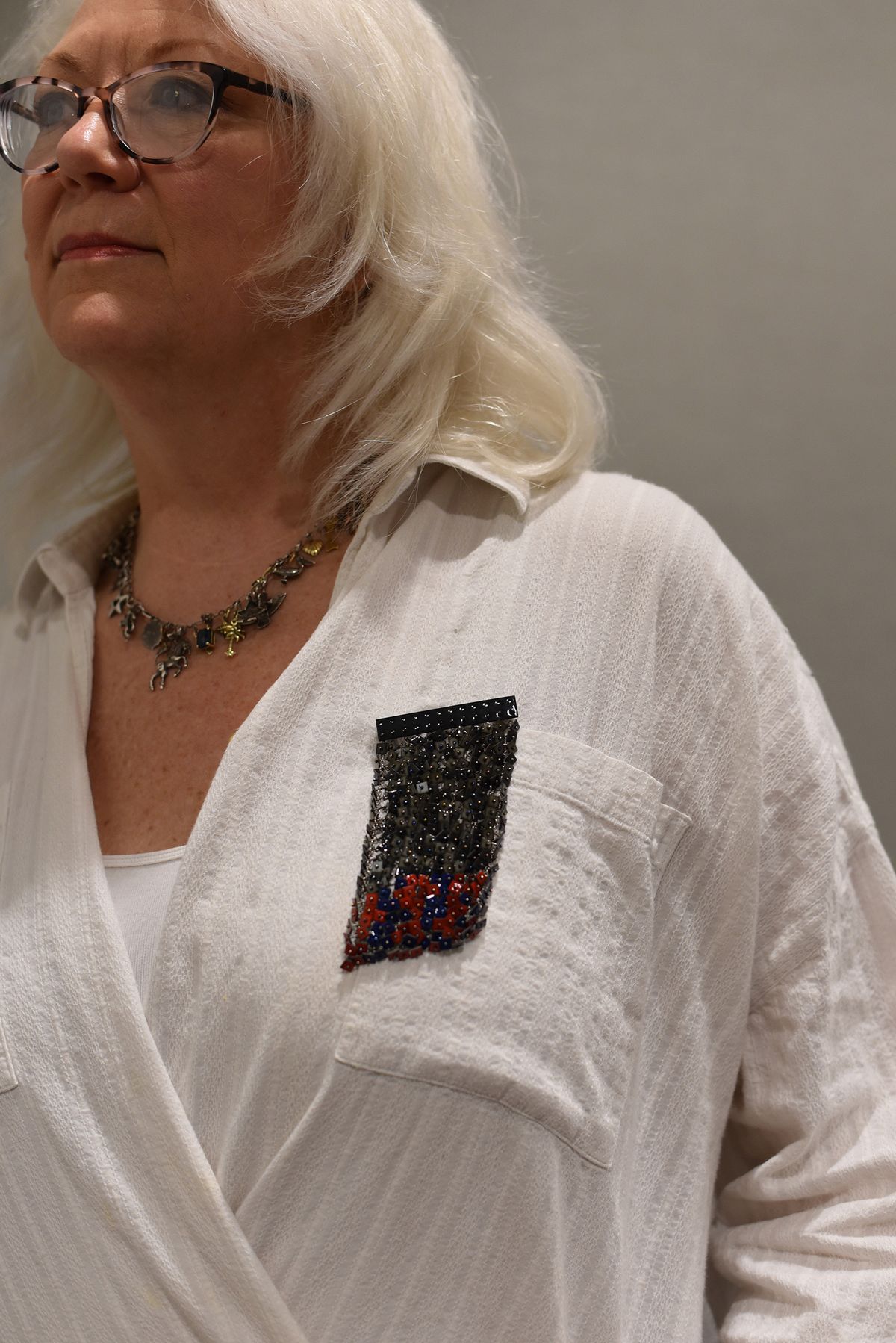 covertly protesting the government — image 3 of 3