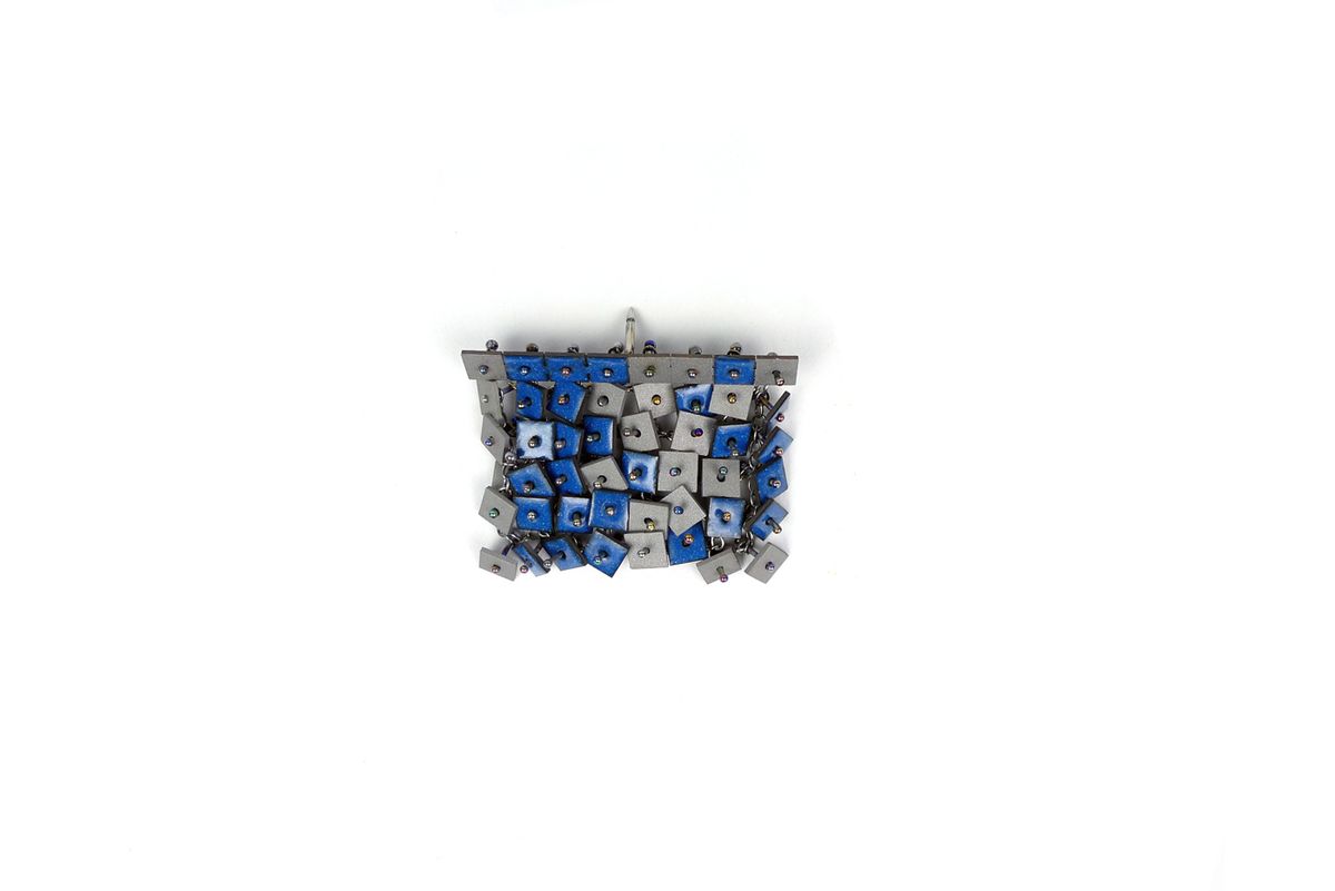 resist - pin — image 1 of 2