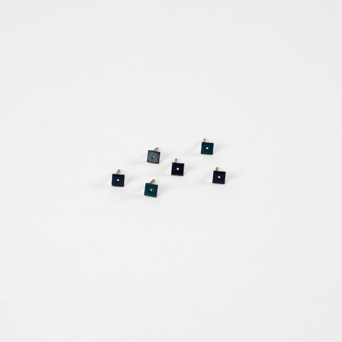 resist - single pixel - pin — image 2 of 4