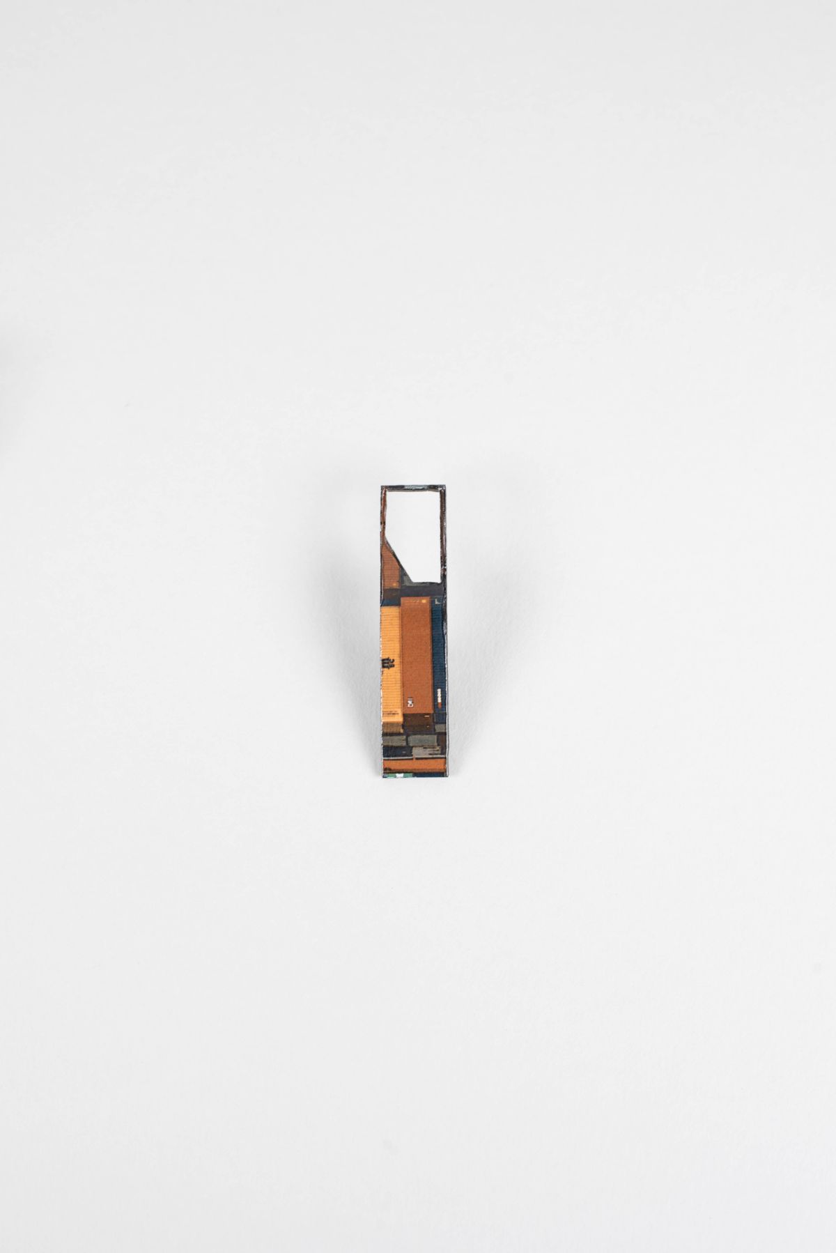 Contain Pin 01 — image 1 of 2