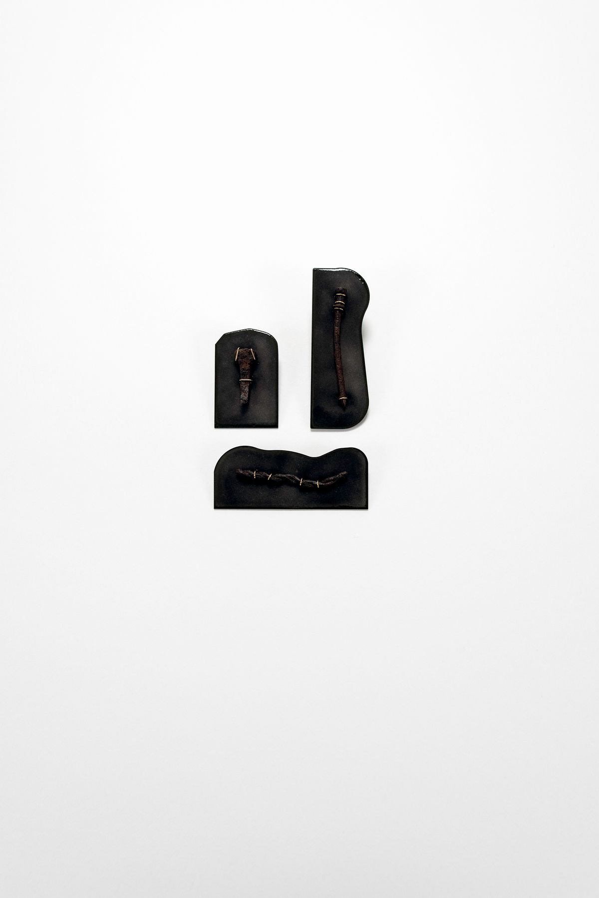 6047a Brooch — image 2 of 3