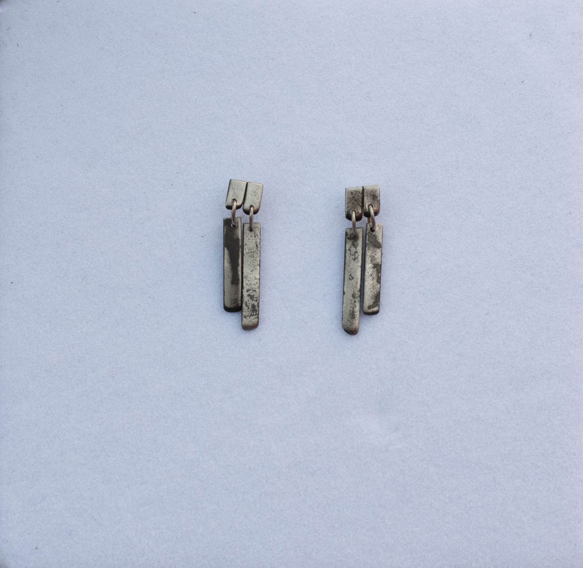Sweeper Blade Double End Loose Dangle large — image 1 of 2