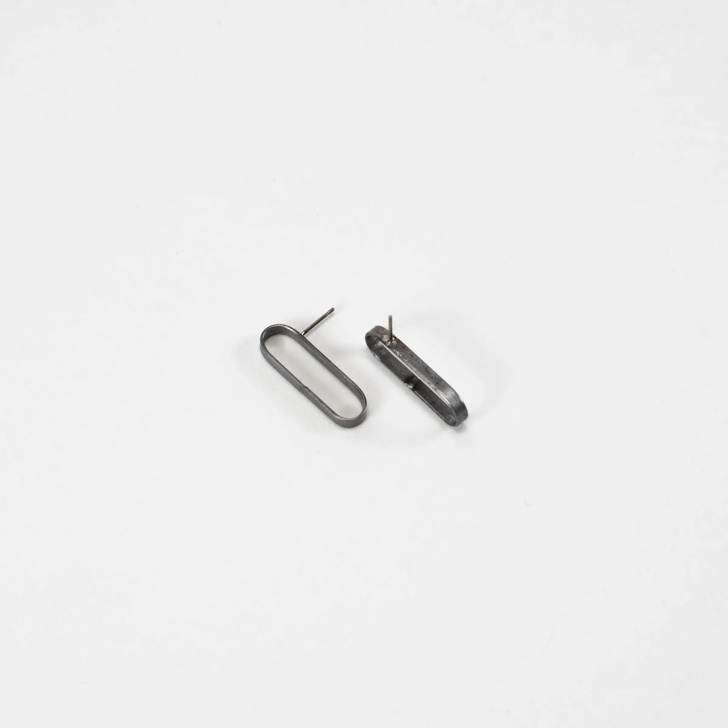 Sweeper Blade Single Link Earrings - Flat Front — image 7 of 8